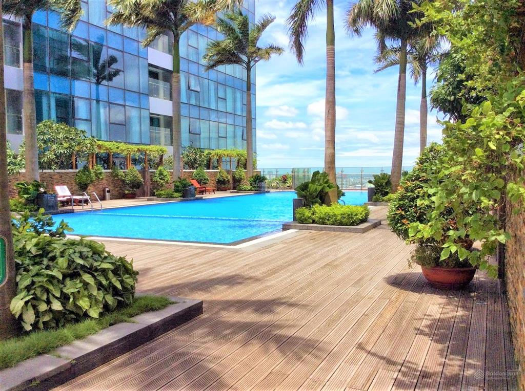 Bán gấp căn hộ vinhomes đồng khởi  vincom center 3pn, view hồ bơi ngay quận 1