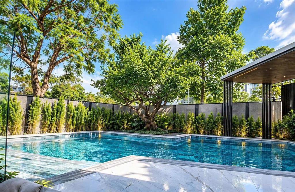 Hạ 60 tỷ, bán gấp căn biệt thự đơn lập 400m2, 5pn có hồ bơi riêng ngay phú mỹ hưng giá tốt