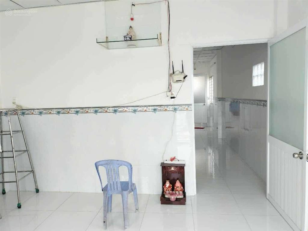 Cần bán nhà gấp do chuyển công tác vị trí đẹp ở hay kd bđs