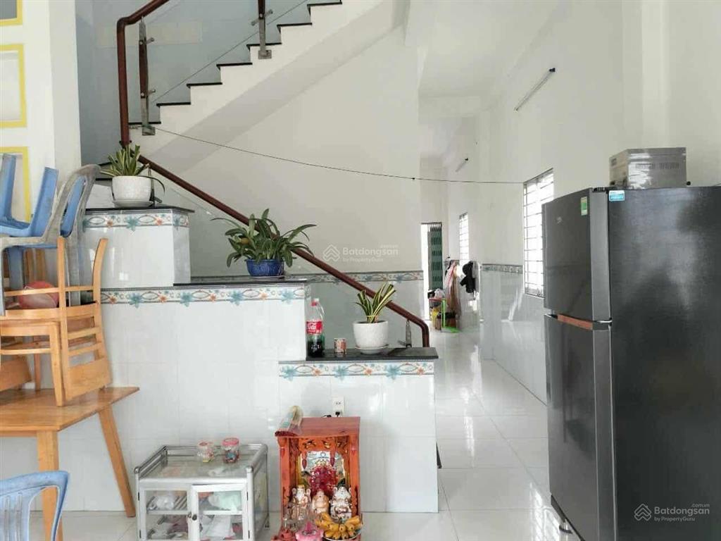 Cần bán nhà gấp do chuyển công tác vị trí đẹp ở hay kd bđs