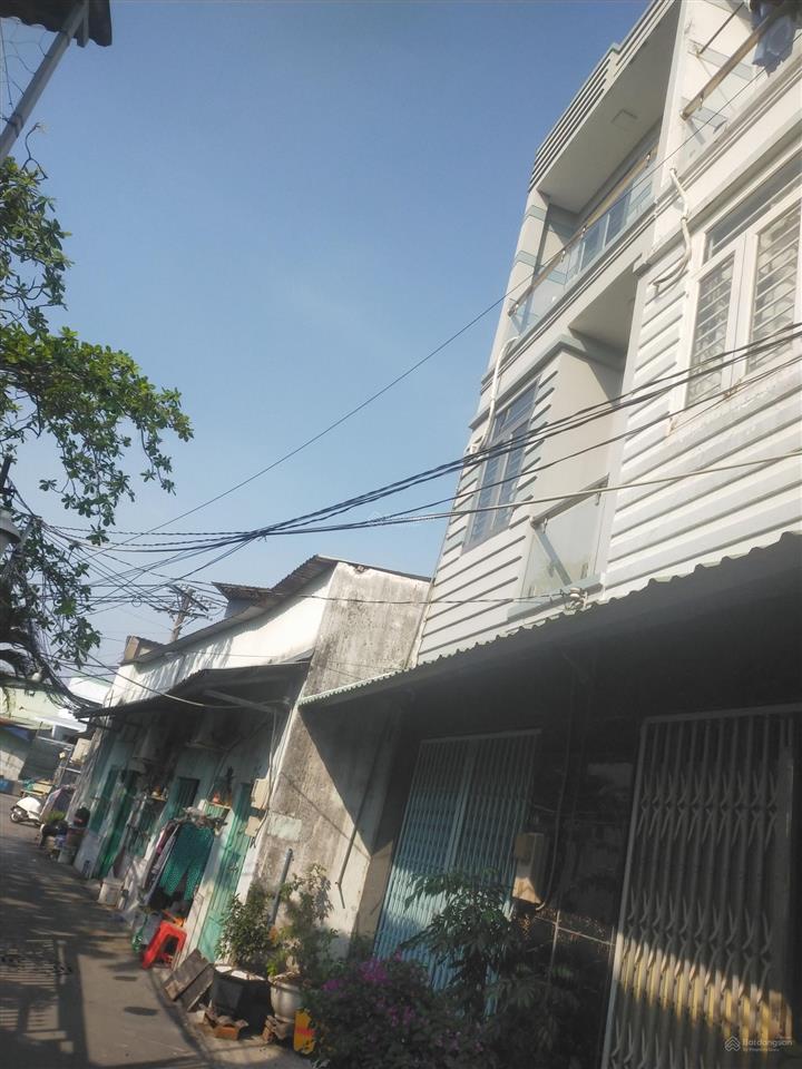 Cần bán nhà pháp lý sổ hồng công chứng nhà nước vị trí đẹp