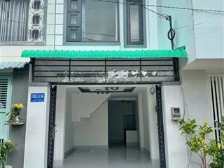 Hẻm 1902 lê văn lương nhà bè có sổ hồng ủy quyền công chứng