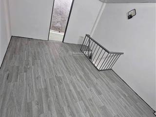 Nhà nhỏ có sổ hồng ủy quyền giao sổ ở nhà bè siêu hiếm