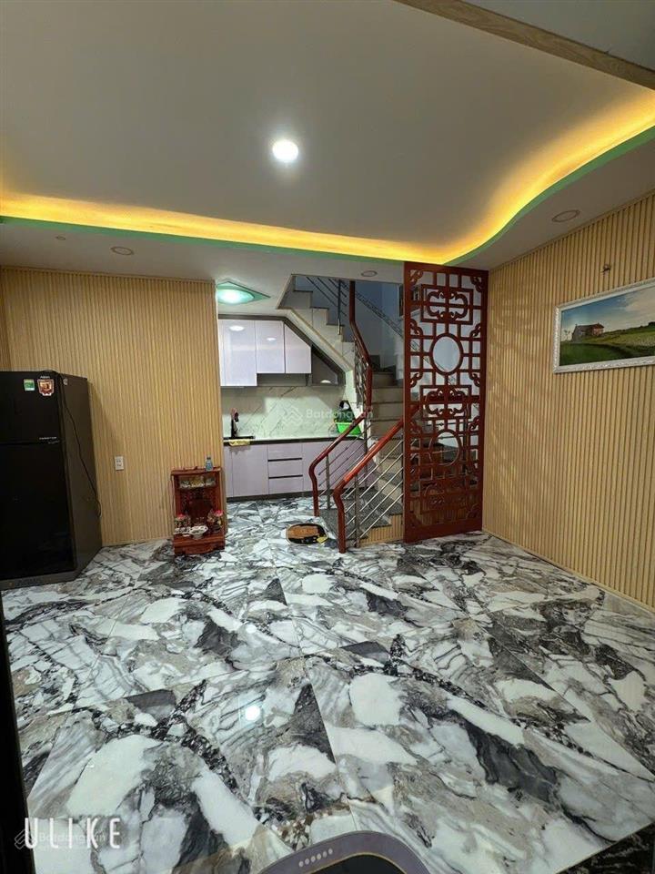 Sổ hồng riêng công chứng ủy quyền đang cần bán gấp ở nhà bè