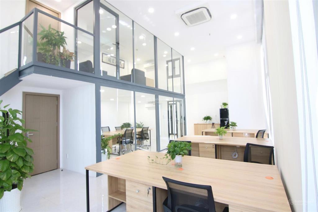 Cho thuê văn phòng full nội thất quận 7