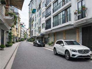 Chính chủ bán  200 mét  mặt phố tây hồ  mặt tiền 9,5 mét  giá 480 triệu/mét.