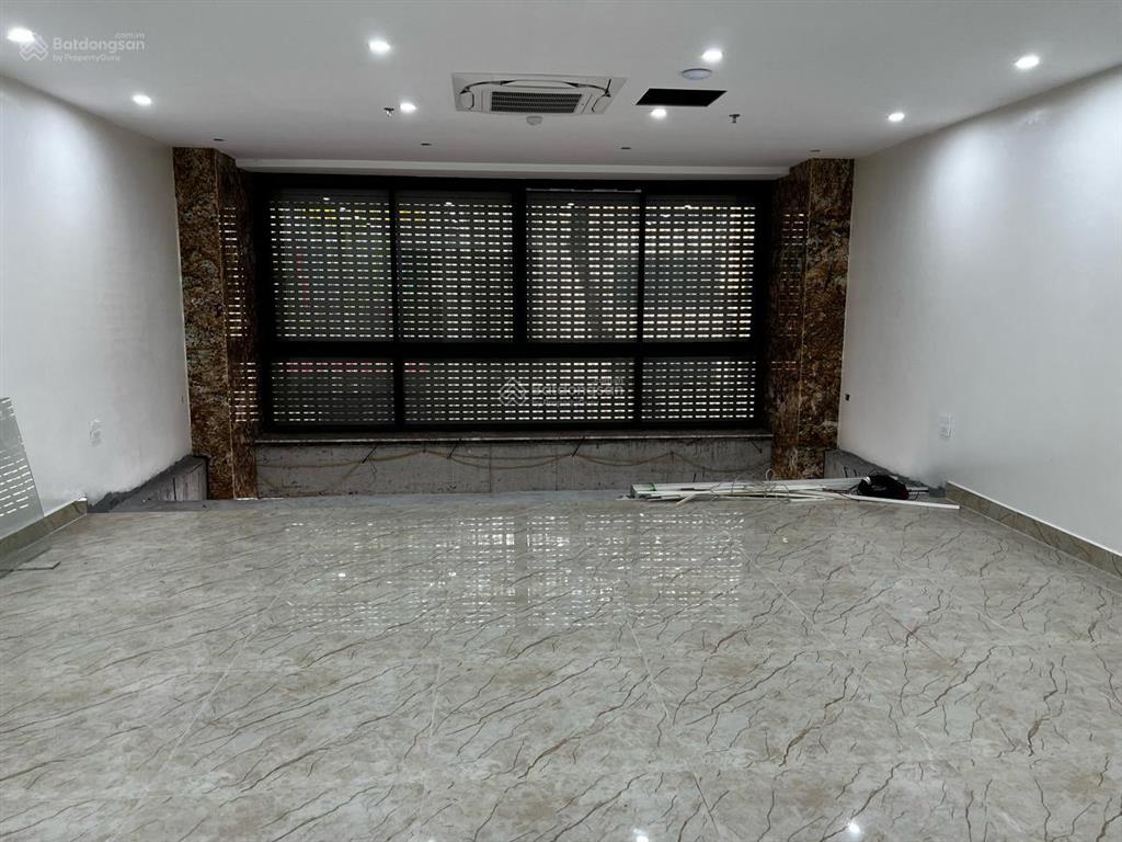 Chính chủ  mặt phố vũ trọng phụng 8 tầng thang máy  nhỉnh 5x tỷ.