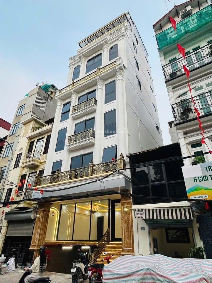 Mp trần hữu tước  toà vp 9 tầng 1 hầm  lô góc  dòng tiền 300tr/tháng.