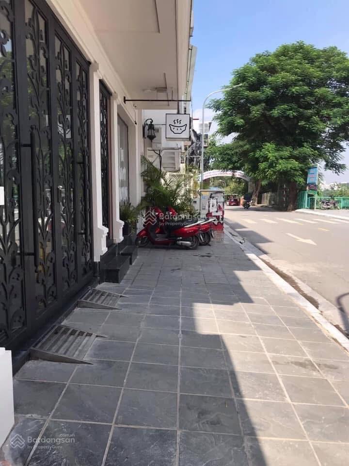 Tô ngọc vân  apartment 8 tầng thang máy  ngõ to như phố  ô tô tải tránh  kinh doanh  vỉa hè 