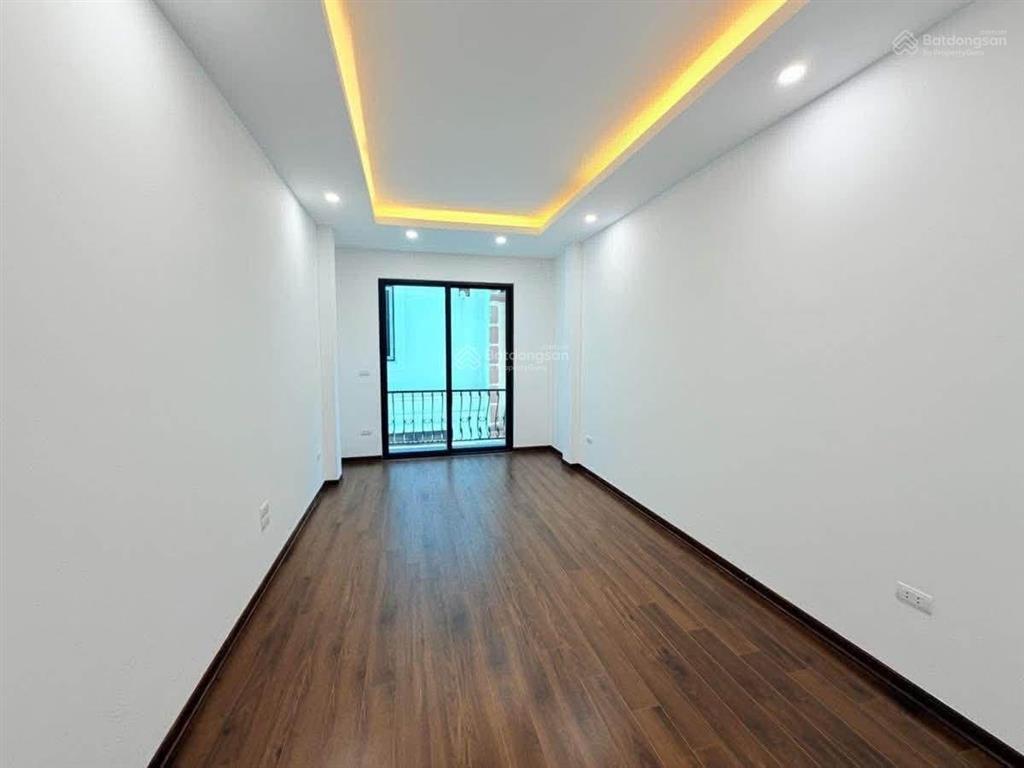 Hiếm !!! xuân la  6 tầng thang máy  ngõ thông  ô tô vào nhà  kinh doanh  chỉ 13 tỷ.