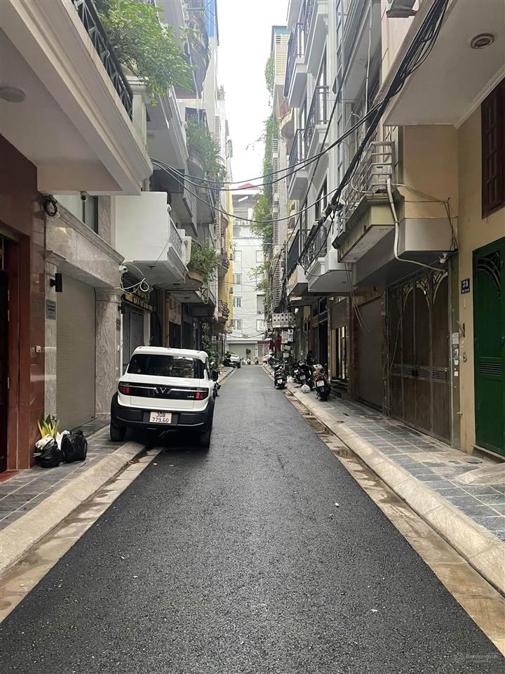 Hoàng quốc việt  7 tầng thang máy  ngõ thông  gara ô tô  15.6 tỷ.