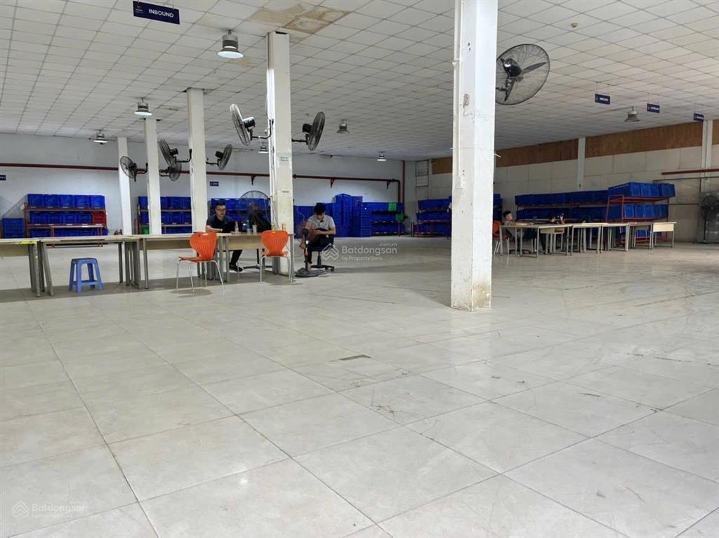Kho đầm sen x q11 tân phú1700m2 , chỉ 120k/m