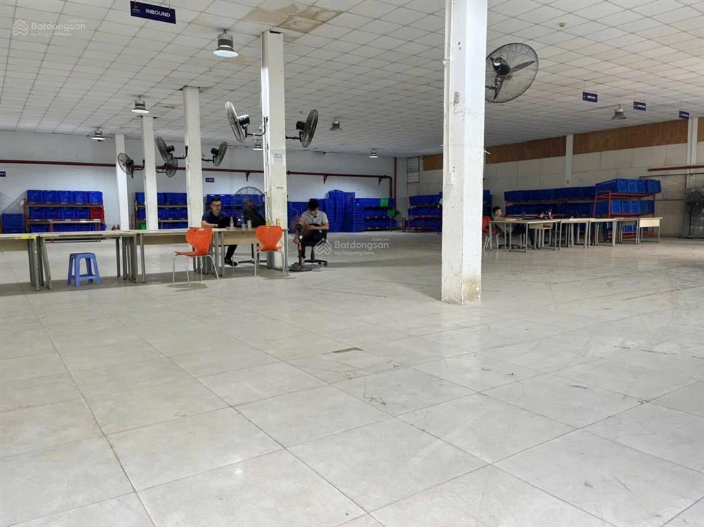 Kho đầm sen x q11 tân phú1700m2 , chỉ 120k/m