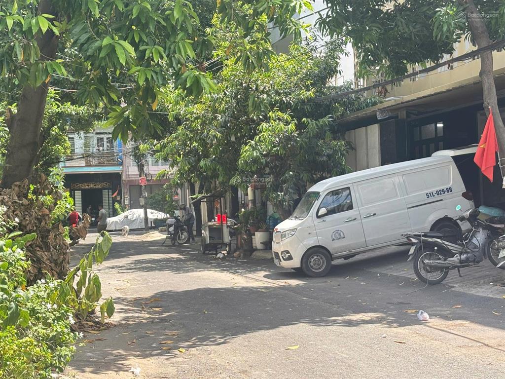 Chợ tân hương tân phú  kho gần 300m2, ngang 12m, kho đẹp cho thuê