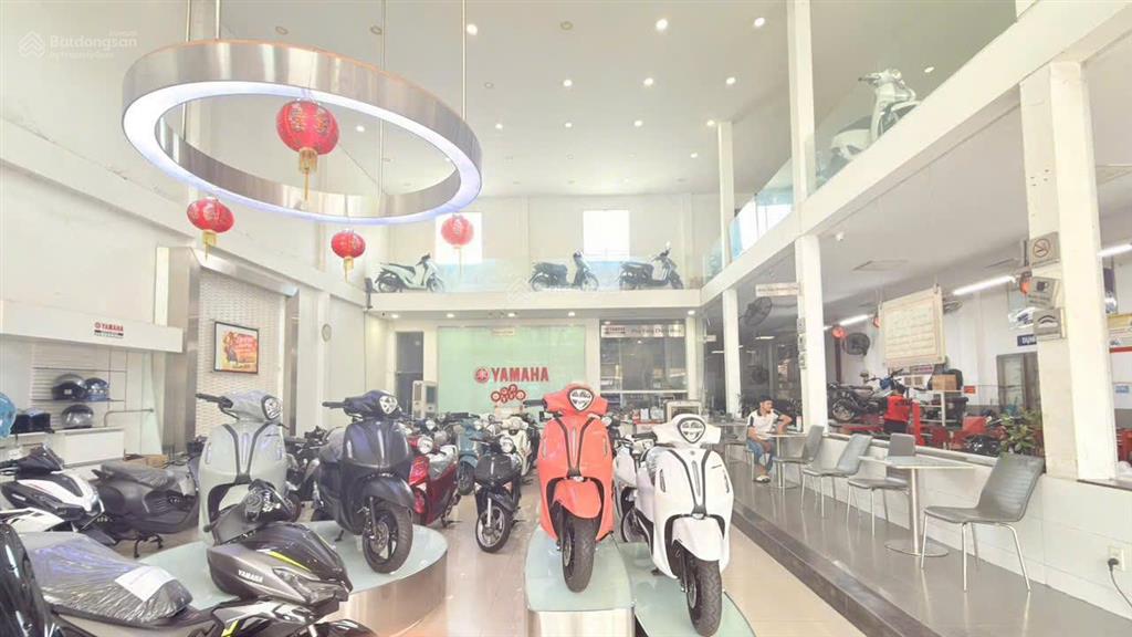 Cho thuê showroom  lê trọng tấn  tây thạnh, ngang 14m, chỉ 130tr