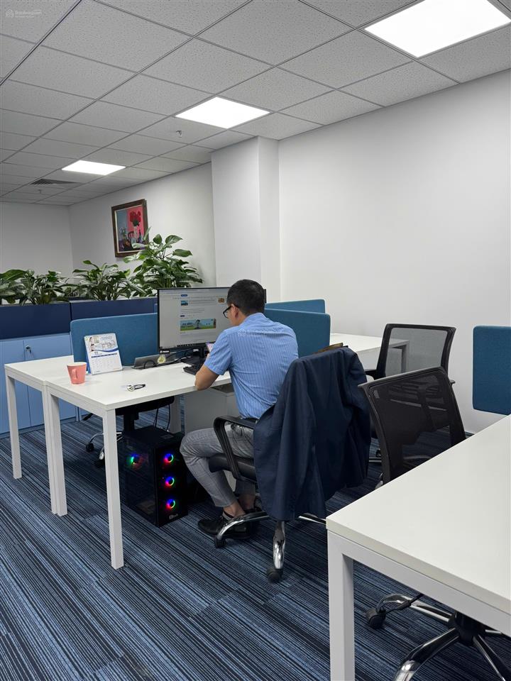 Cho thuê văn phòng vũ đức thận, việt hưng 7  15m2, 1 chỗ ngồi và vp truyền thống 70  158m2