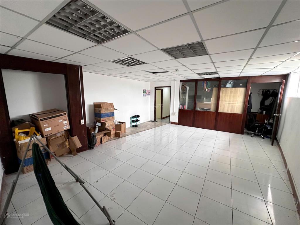 Cho thuê văn phòng tại 76, cách mạng tháng tám, 440 nghìn / m2, đa dạng diện tích 60m2
