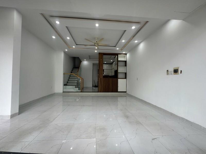 Bán Nhà Mặt Tiền Hà Huy Tập, Thanh Khê, 59m², Ngang 6.1m, Thu Nhập 20 Triệu/Tháng, 9.5 Tỷ