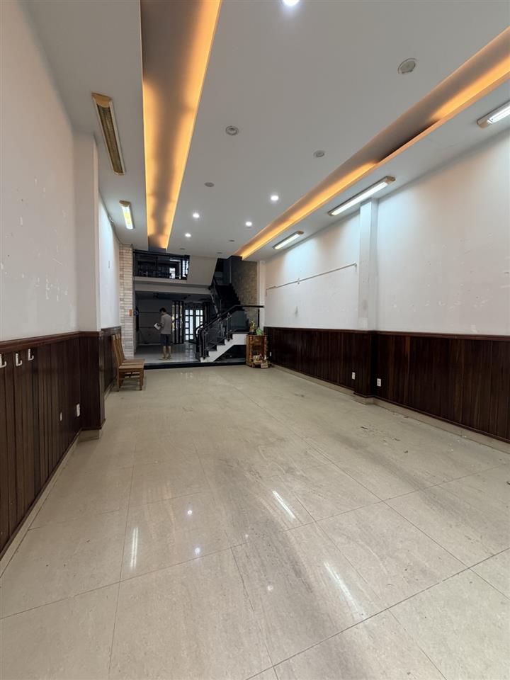 Bán nhà mặt tiền Tôn Thất Đạm 90m2 giá 16.3 tỷ gần biển Nguyễn Tất Thành