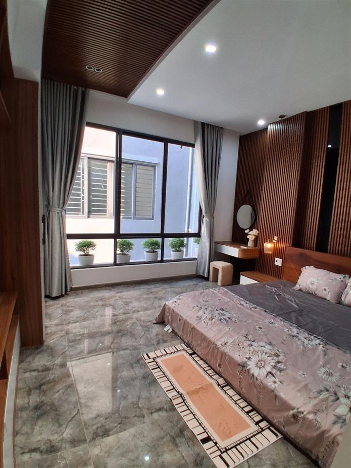 Bán nhà Nguyễn Huy Tự 77m2, 3 tầng, giá 7,8 tỷ, sát biển Nguyễn Tất Thành