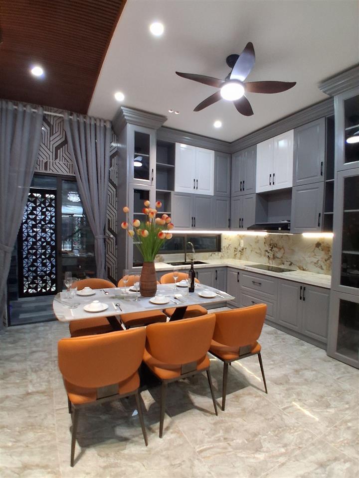Bán nhà Nguyễn Huy Tự 77m2, 3 tầng, giá 7,8 tỷ, sát biển Nguyễn Tất Thành