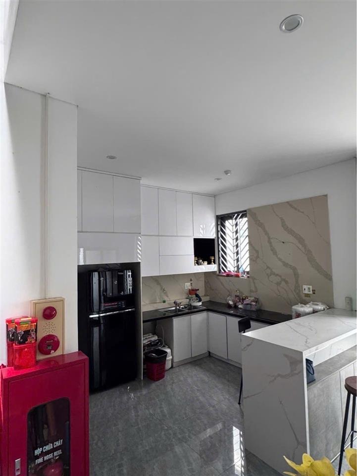 Bán nhà C4 Đường Thành Thái, Cẩm Lệ, Đà Nẵng 110m2, giá 9,4 tỷ