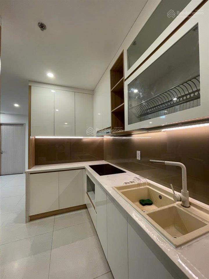 Hiếm! cho thuê căn hộ new city, tháp babylon 3pn2wc, 102m, giá 23,5 triệu/tháng net