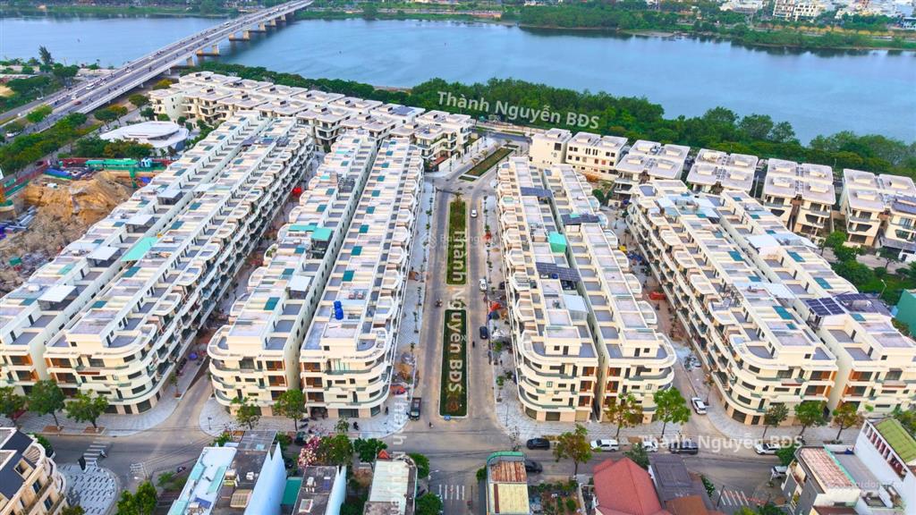 Nhà mặt tiền vũ trọng phụng giá tốt đường 26m ra sông hàn chỉ vài bước chân