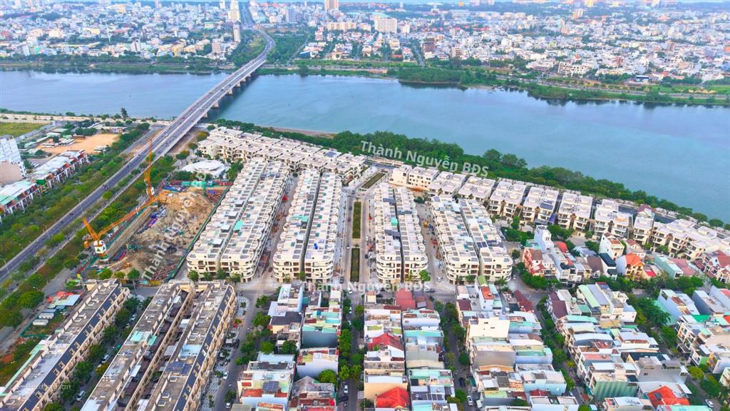 Nhà mặt tiền vũ trọng phụng giá tốt đường 26m ra sông hàn chỉ vài bước chân