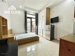 Phòng balcony 35m2  thang máy, an ninh, tiện nghi đủ cả  gần chợ bà chiểu, cầu bông