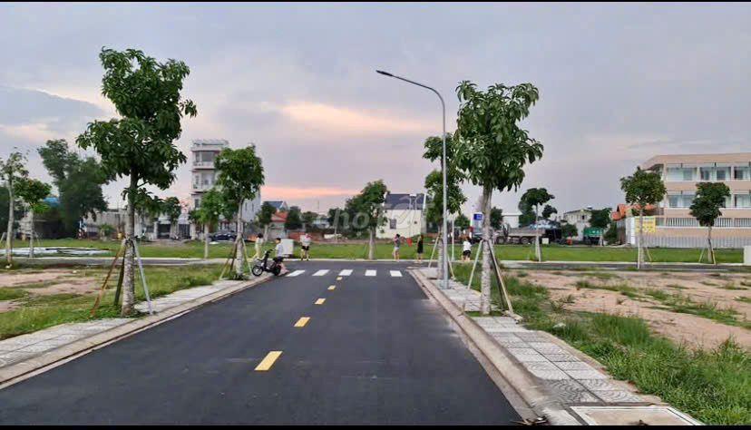 Cần bán đất nền KDC An Viễn – Giá chỉ 1.8 tỷ - Sổ đỏ sang tên ngay!