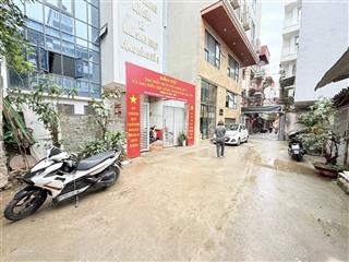 Duy nhất 1 căn nhà mới 4 tầng, 3 ngủ đội cấn ba đình hơn 5ty, 10m ra oto, nhà đẹp ở ngay.