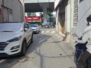 Mảnh đất có 102 phạm văn đồng, ngõ thông oto vào đất, lo góc 2 thoáng, cạnh cv hòa bình, tây hồ tây