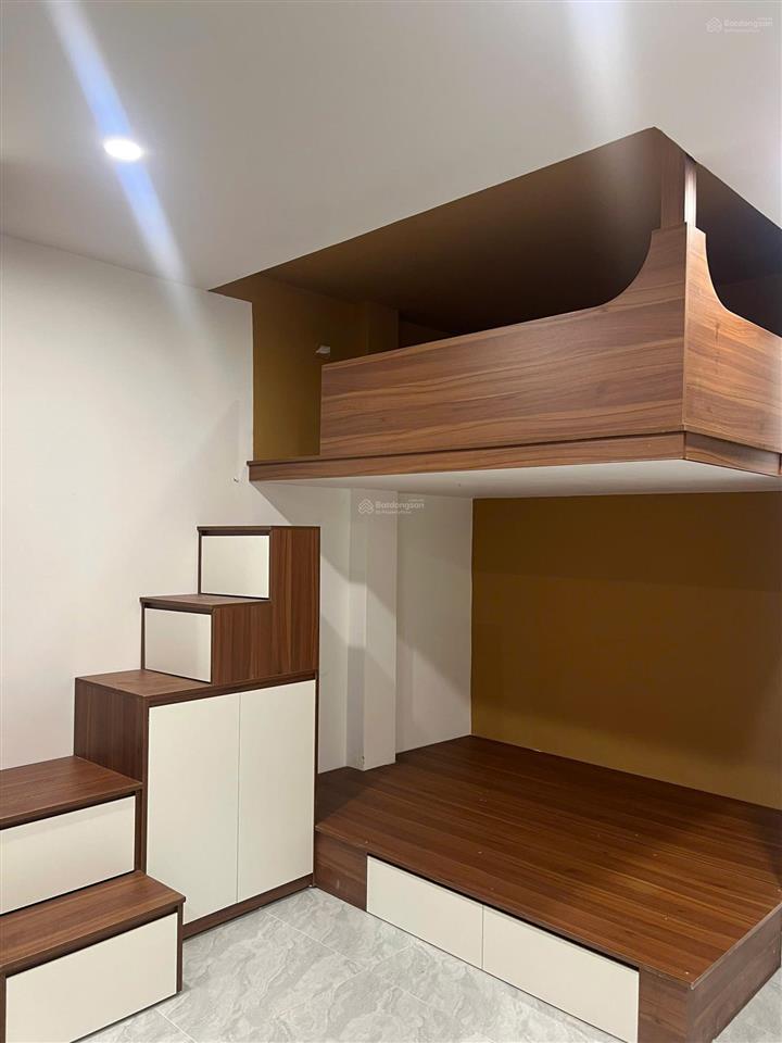 Bán chdv 55m2, 1 nhà ra phố, 100m ra hồ tây, dòng tiền 60t/thang giá nhỉnh 200t/m2 thụy khuê,tây hồ
