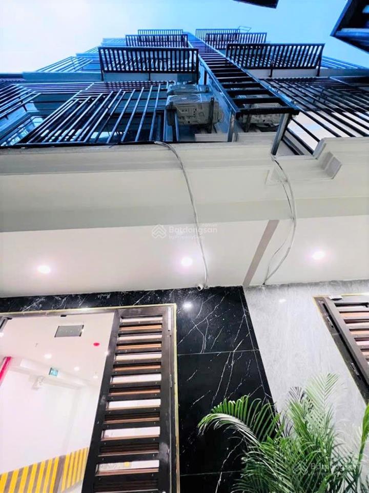 Bán chdv 55m2, 1 nhà ra phố, 100m ra hồ tây, dòng tiền 60t/thang giá nhỉnh 200t/m2 thụy khuê,tây hồ