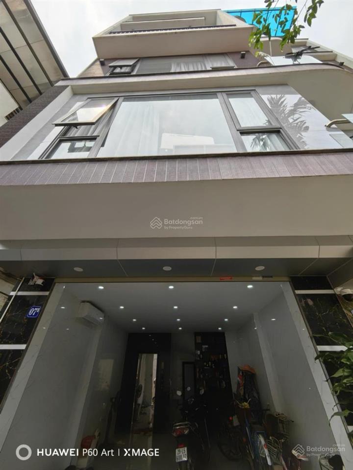 Bán gấp giảm chào, thương lượng tốt. bán nhà phú thượng, ô tô vào nhà, dt 42m², 6 tầng thang máy.