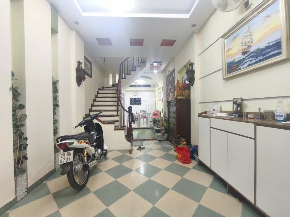 Bán nhà trung tâm phường phú thượng tây hồ 40m, 4 tầng, mt 4.7, 10m ra mặt phố giá nhỉnh 7 ty.