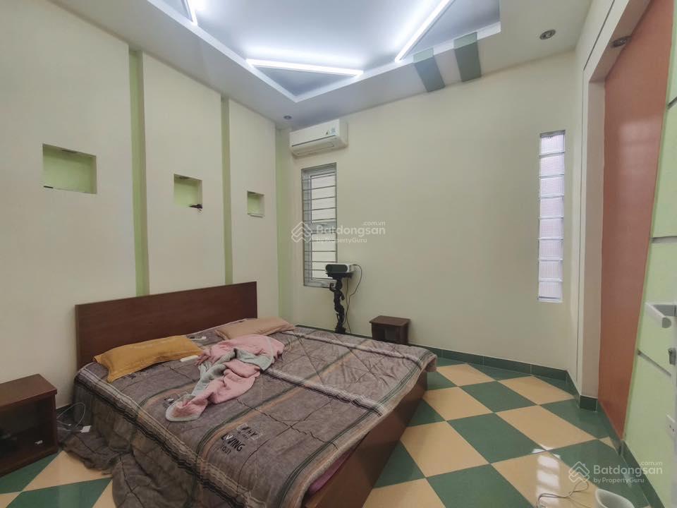 Bán nhà trung tâm phường phú thượng tây hồ 40m, 4 tầng, mt 4.7, 10m ra mặt phố giá nhỉnh 7 ty.