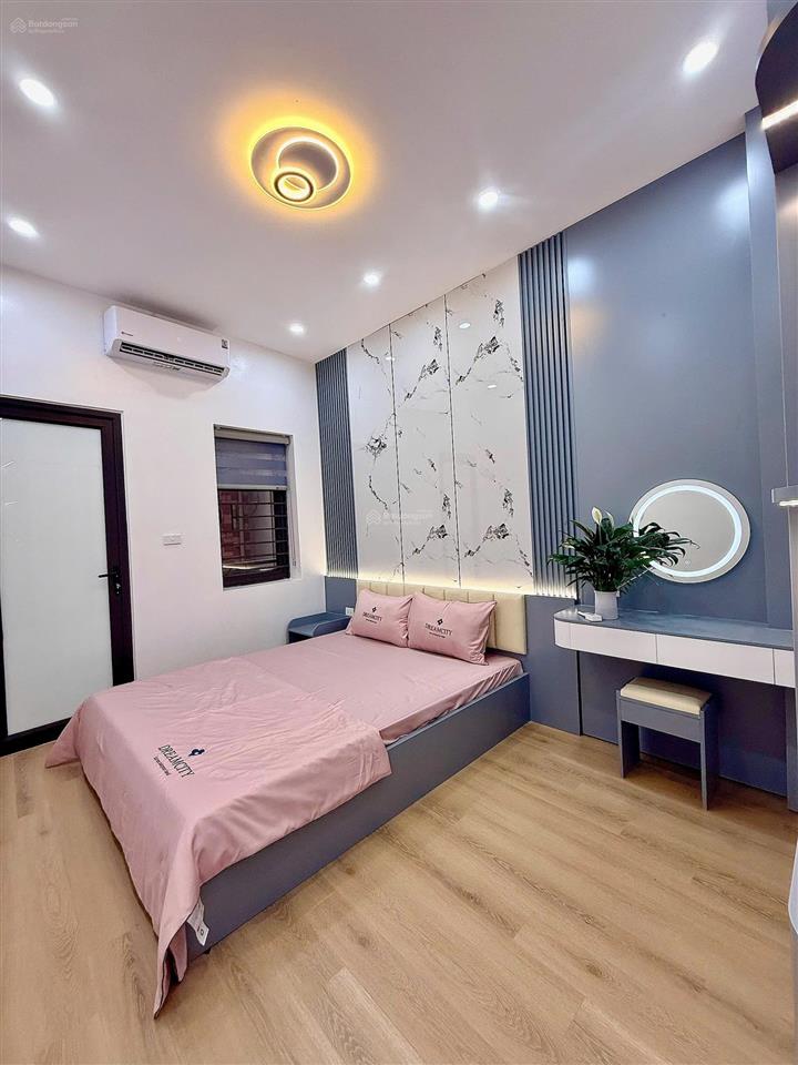 Hàng kín cực kiếm tại xã đàn, đống đa 23m, 5 tầng, 3 ngủ chỉ 4,6 tỷ, 1 nhà ra mặt phố.