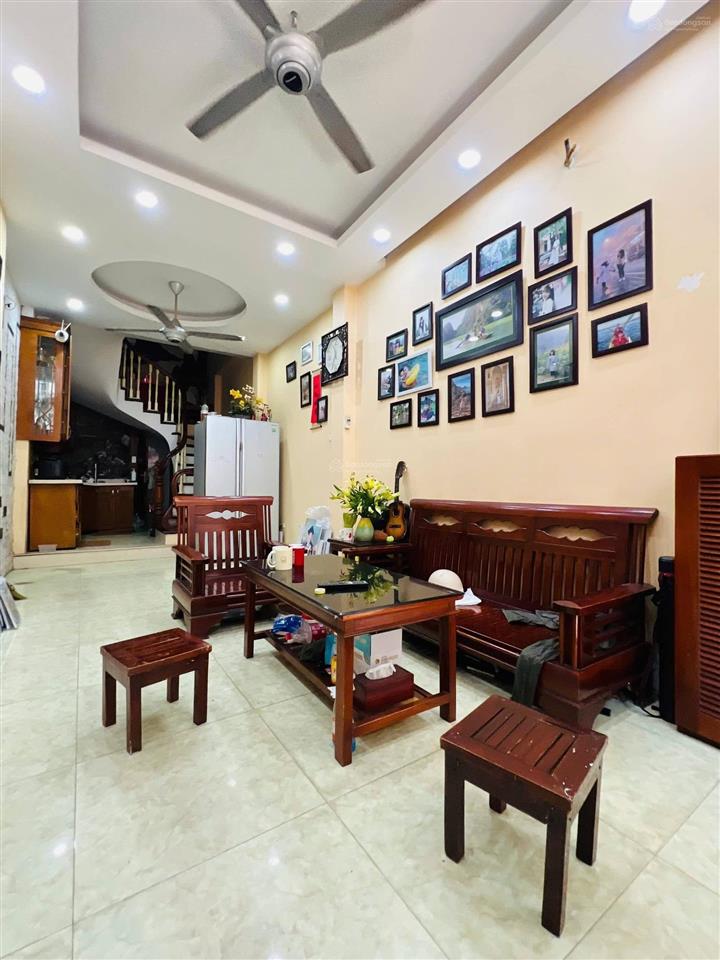Chính chủ nhờ bán nhà vạn phúc ba đình 32m, 5 tầng, ngõ thông kinh doanh 30m ra mặt phố cực hiếm.