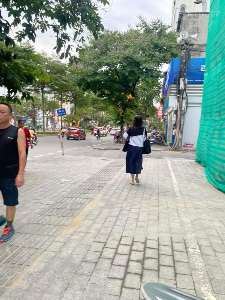 Mặt phố đào tấn bên chẵn không quy hoạch 14m2 t2, 4 tầng, hơn 4tỷ. kinh doanh, duy nhất 1 căn