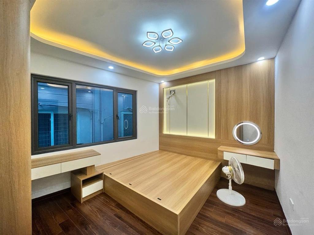Bán nhà xuân đỉnh ô tô 7 chỗ qua nhà, 50m ra ngoại giao đoàn, 38m2, 4t, 8.6tỷ còn thương lượng