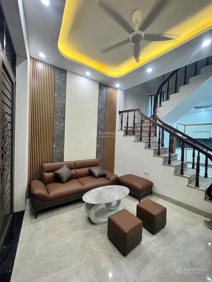Bán nhà xuân đỉnh ô tô 7 chỗ qua nhà, 50m ra ngoại giao đoàn, 38m2, 4t, 8.6tỷ còn thương lượng