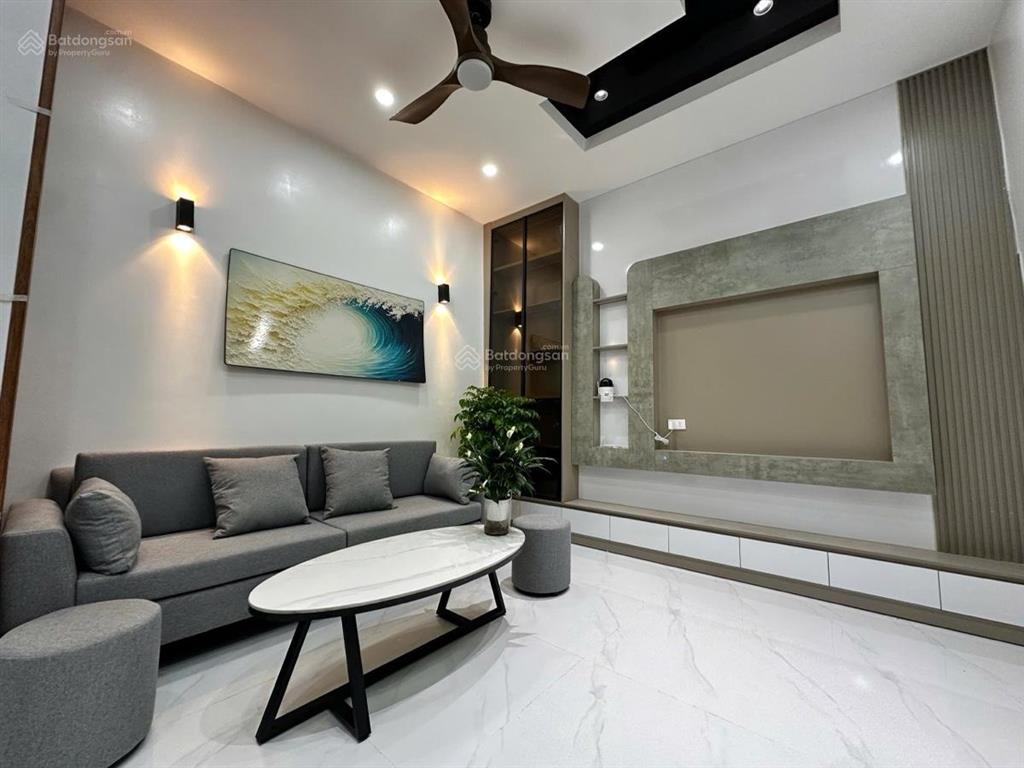 Bán gấp nhà văn hương, tôn đức thắng 33m, 4 tầng, 3 ngủ chỉ 5.3ty, cam kết ko quy hoạch.