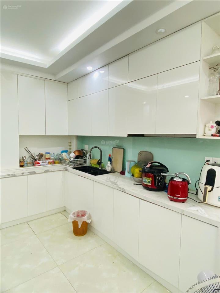 Siêu phẩm phân lô mai dịch, cầu giấy lô ngõ thông 10m ra oto tránh 36m, 5 tầng hơn 8ty còn tl