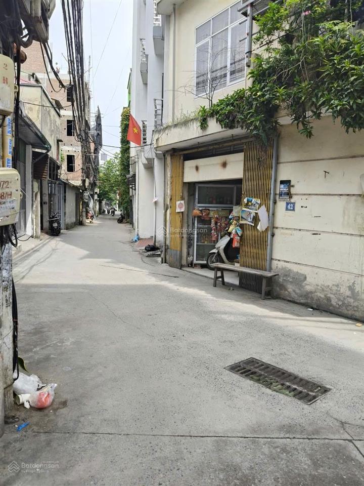 Hàng kín giá đầu tư không quy hoạch. bán đất giáp nhị, hoàng mai 42m2, ngõ thông ô tô vào đất