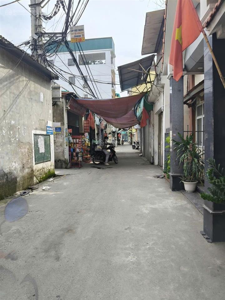 Hàng kín giá đầu tư không quy hoạch. bán đất giáp nhị, hoàng mai 42m2, ngõ thông ô tô vào đất