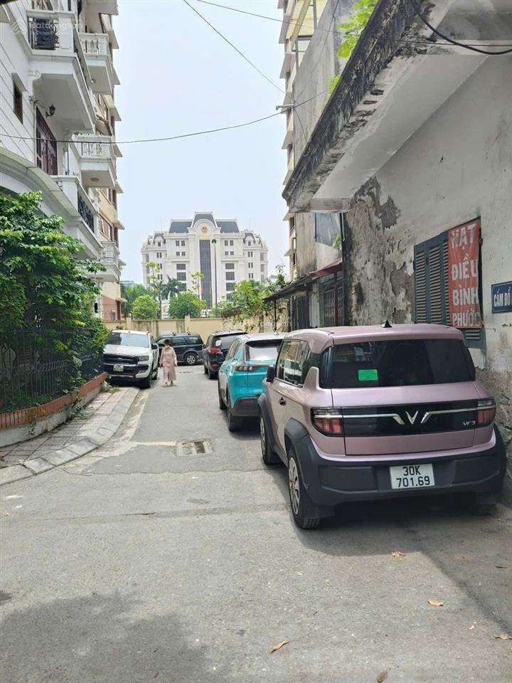 Bán gấp nhà vĩnh phúc ba đình, ngõ thông oto vào nhà, 7 tầng, dt 52m,nhà mới thang máy. 11 phòng.