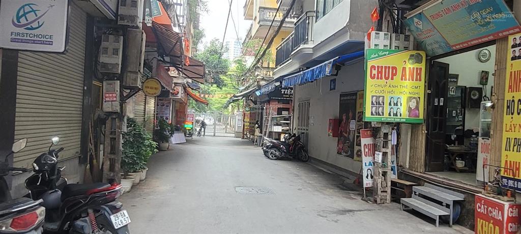 Cần bán nhanh giảm chào 3 tỷ nhà trần quốc hoàn, dt 50m, 5 tầng, lô góc 3 thoáng kinh doanh đỉnh.