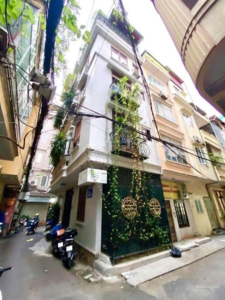 Cần bán nhanh giảm chào 3 tỷ nhà trần quốc hoàn, dt 50m, 5 tầng, lô góc 3 thoáng kinh doanh đỉnh.